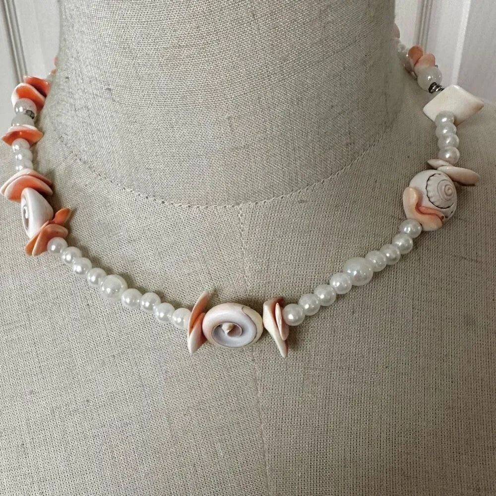 Natural sea shell faux pearl necklace